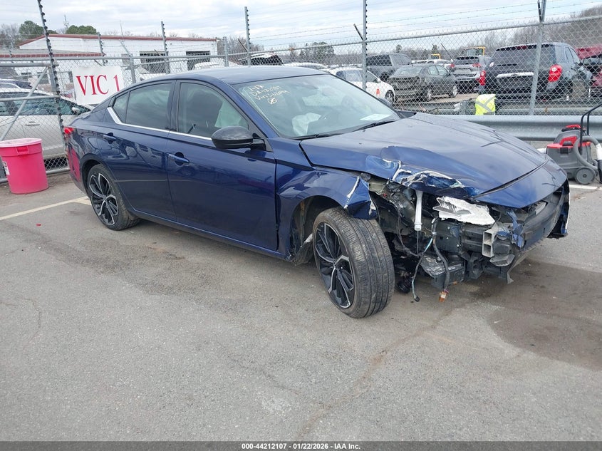 2023 Nissan Altima Sr Fwd