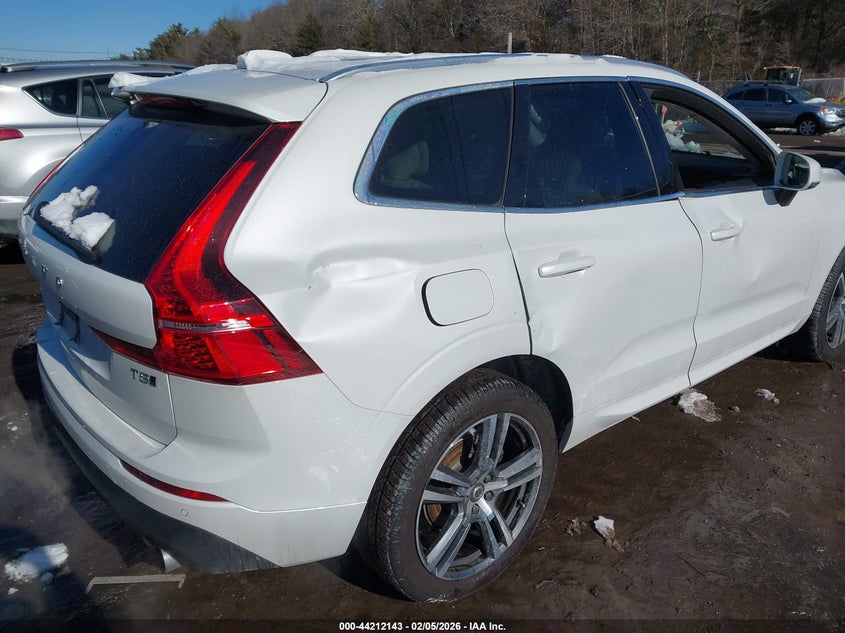 2021 Volvo Xc60 T5 Momentum