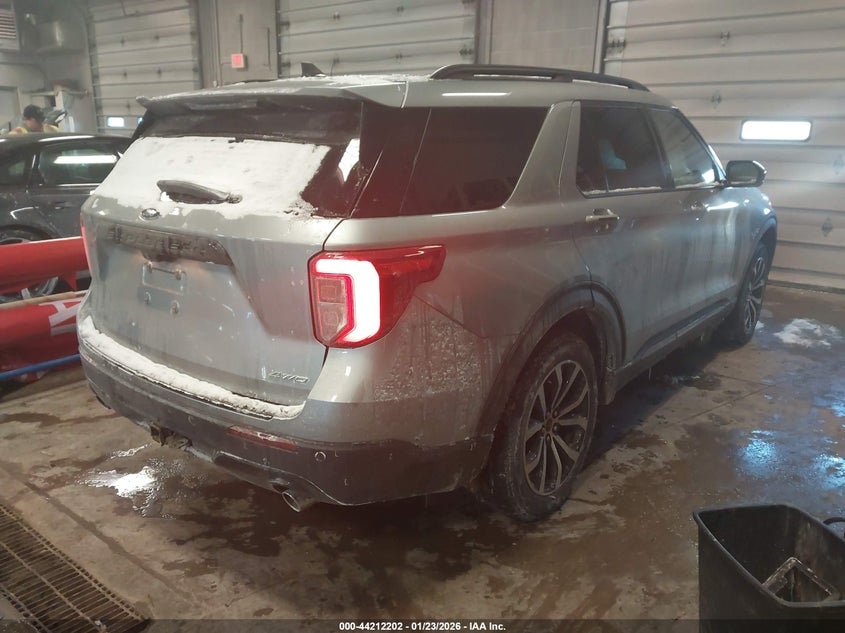2022 Ford Explorer St-Line