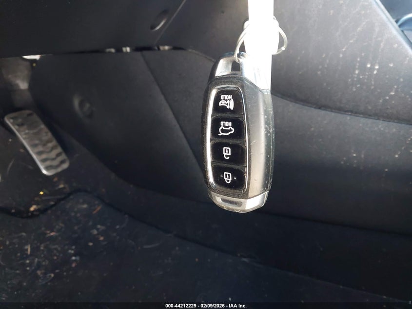 2020 Hyundai Veloster Turbo R-Spec VIN: KMHTH6AB9LU021091 Lot: 44212229