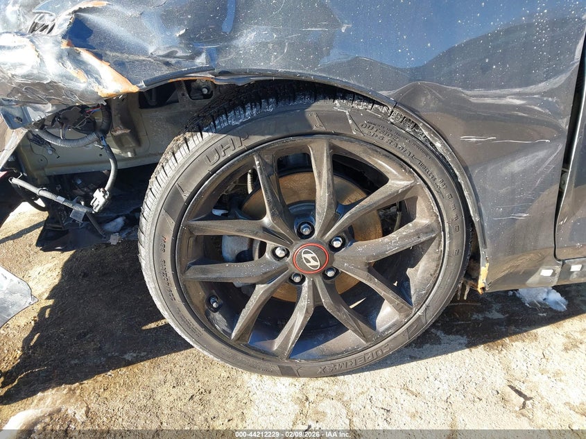 2020 Hyundai Veloster Turbo R-Spec VIN: KMHTH6AB9LU021091 Lot: 44212229