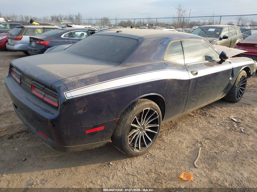 2015 Dodge Challenger Sxt