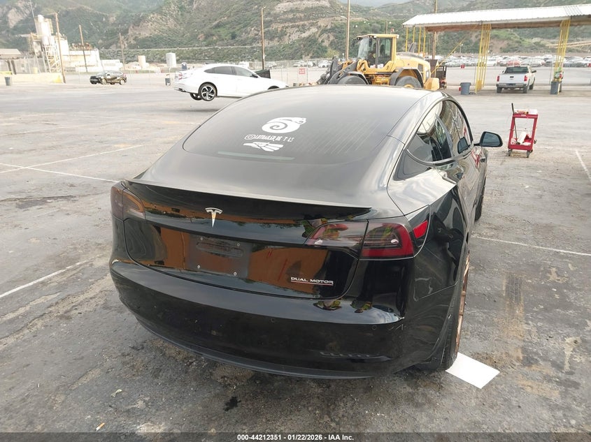 2018 Tesla Model 3 Long Range/Performance