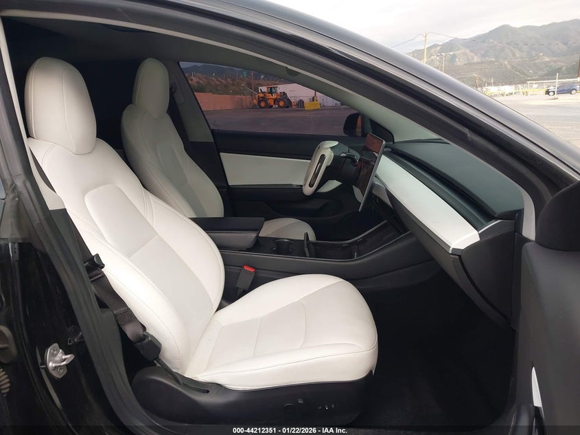 2018 Tesla Model 3 Long Range/Performance