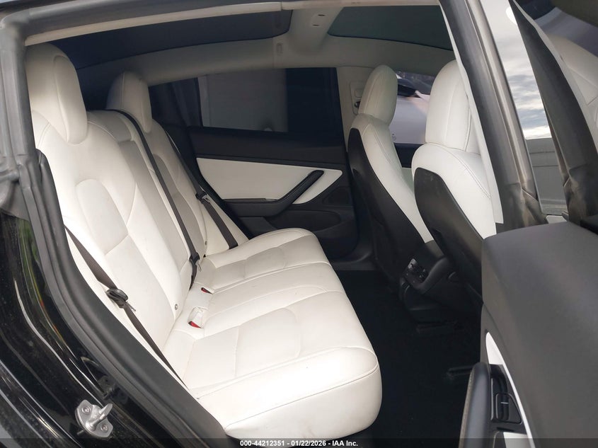 VIN 5YJ3E1EB5JF078680 2018 TESLA MODEL 3 LONG RANGE/PERFORMANCE
