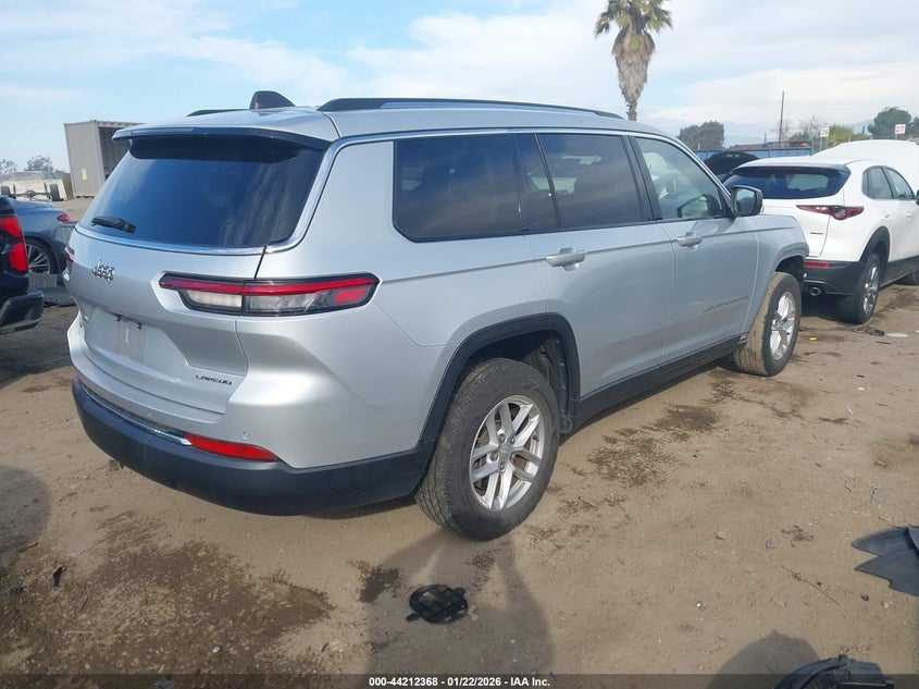 2022 Jeep Grand Cherokee L Laredo 4X2
