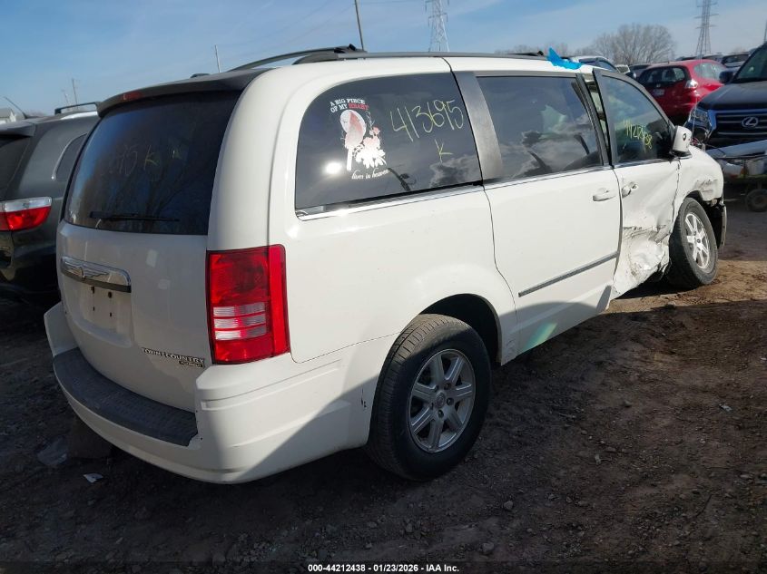 2010 Chrysler Town & Country Touring