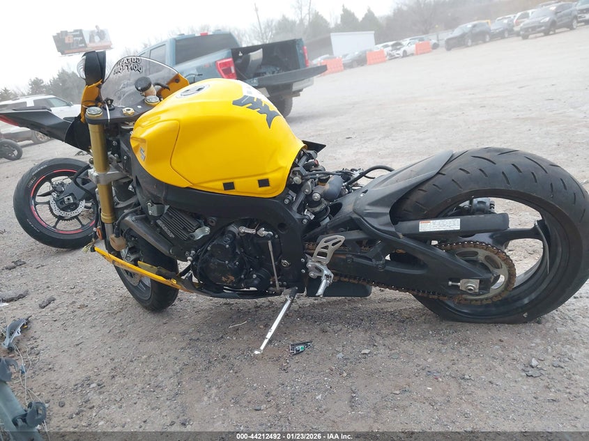 2012 Suzuki Gsx750 VIN: JS1GR7MA2C2101060 Lot: 44212492