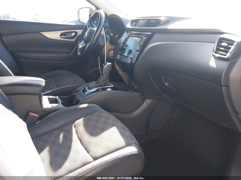 2020 Nissan Rogue Sport Sv Fwd Xtronic Cvt