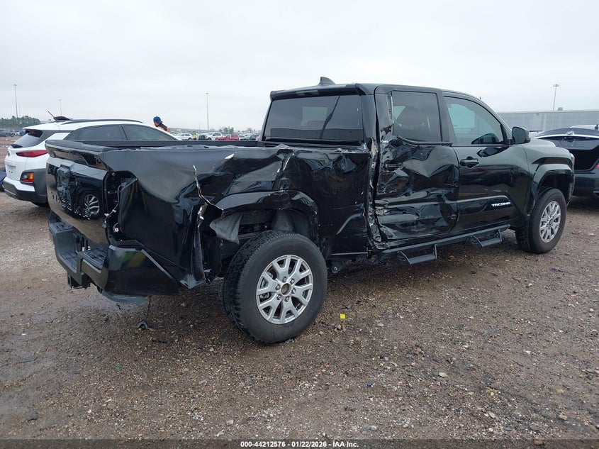 2026 TOYO TACOMA SR5 DOUBLE CA UNKNOWN SPECS(VIN: 3TMKB5FN4TM055023