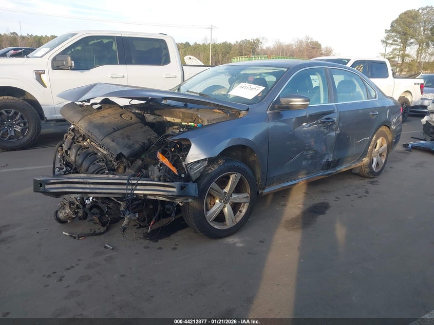 2013 Volkswagen Passat 2.5L Se