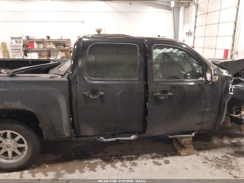 2011 Chevrolet Silverado 1500 Ltz VIN: 3GCPKTE31BG262041 Lot: 44213145