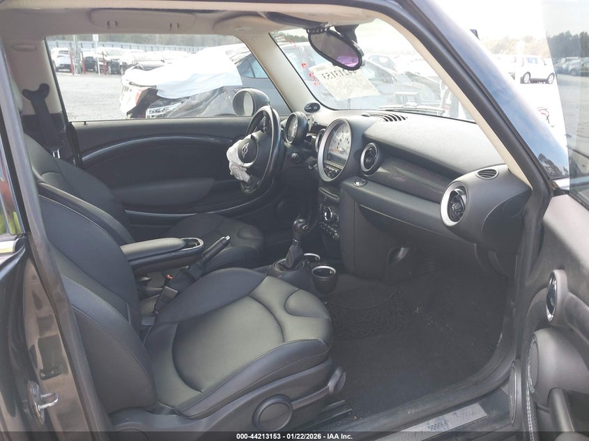 2011 Mini Cooper 1.6 Mini S grey Lot 111044213153 Vin WMWSV3C50BTY10973