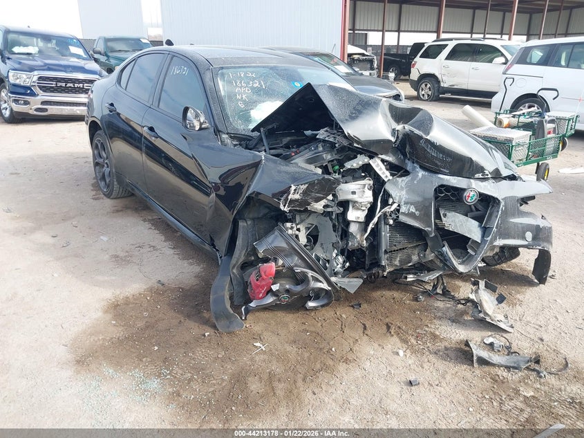 2018 ALFA ROMEO GIULIA TI SPORT AWD