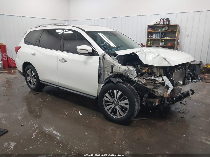 2019 NISSAN PATHFINDER SL