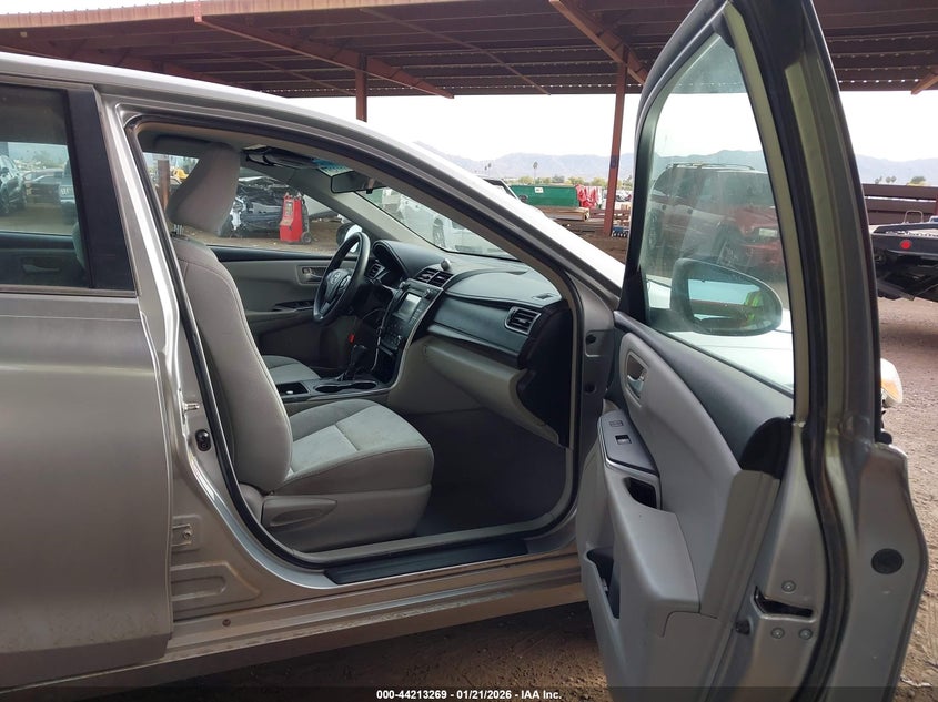 2016 Toyota Camry Le/Xle/Se/Xse