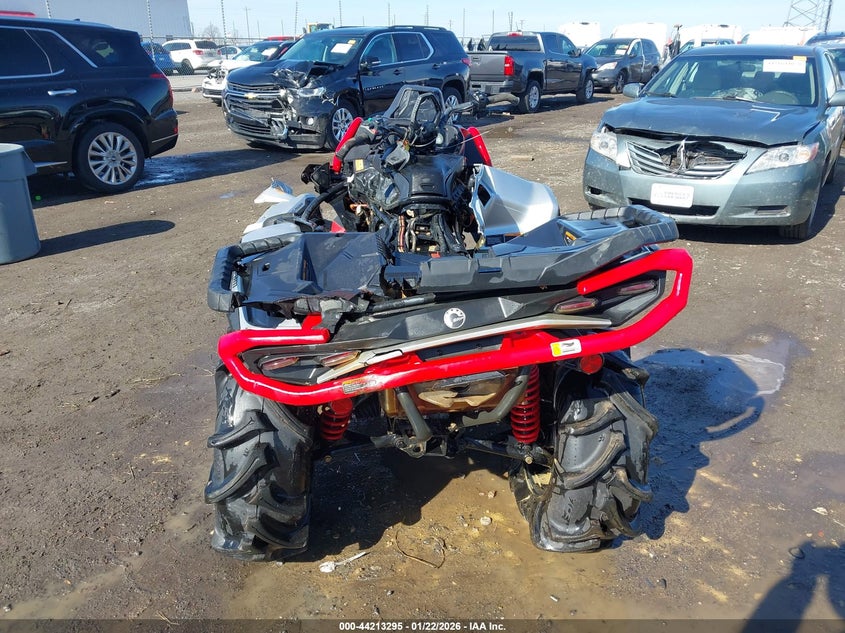 2025 CAN-AM/ BRP OUTLANDER ROADSTER_BIKE 2