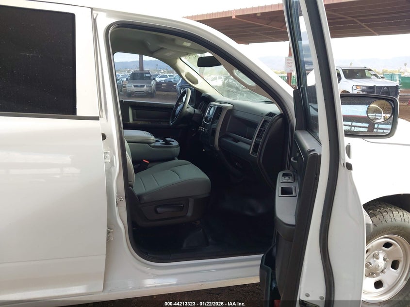 2019 Ram 1500 Classic Tradesman 4X2 6'4 Box