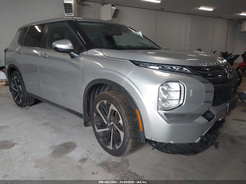 2022 Mitsubishi Outlander Es 2.5 S-Awc