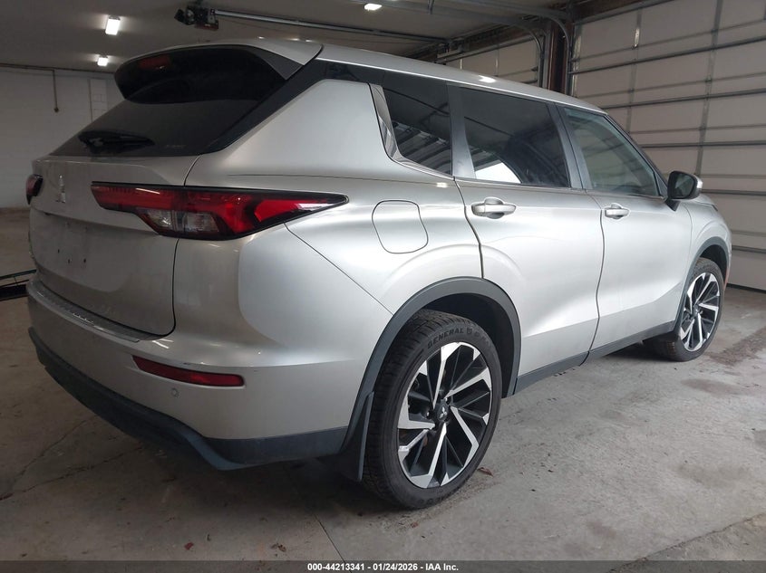 2022 Mitsubishi Outlander Es 2.5 S-Awc