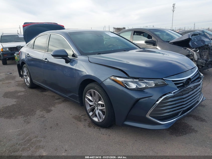2019 Toyota Avalon Xle