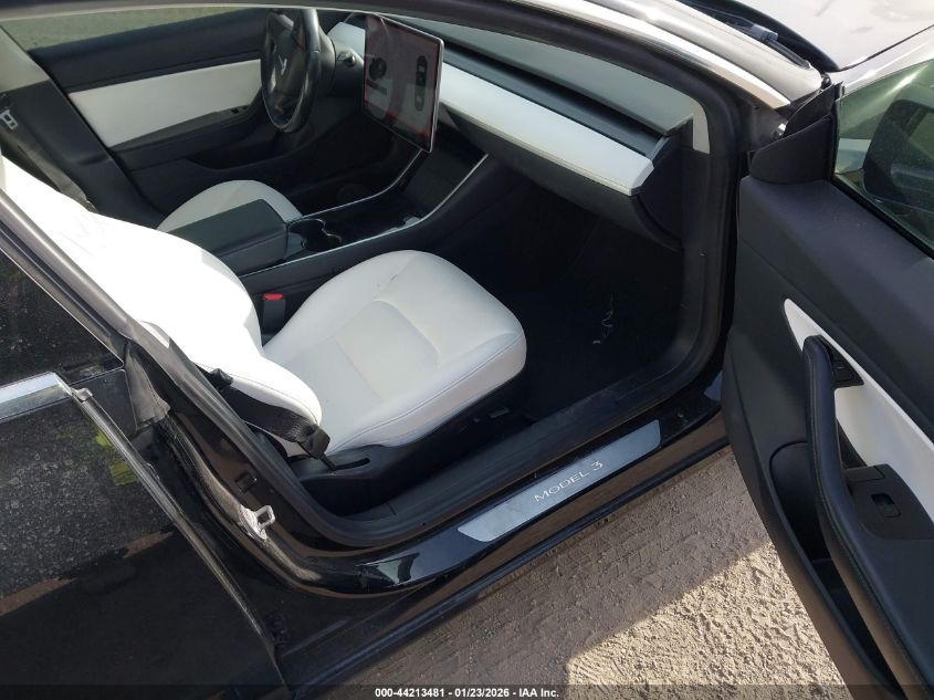 2019 Tesla Model 3 Long Range/Performance