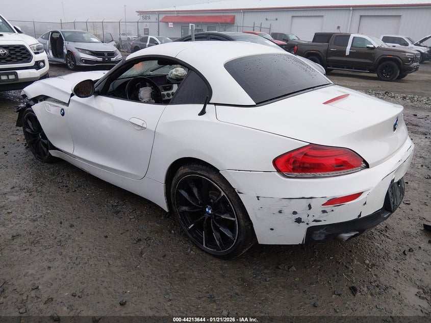 Vin: wbalm7c57de385435, lot: 44709664, bmw z4 sdrive35i 20133