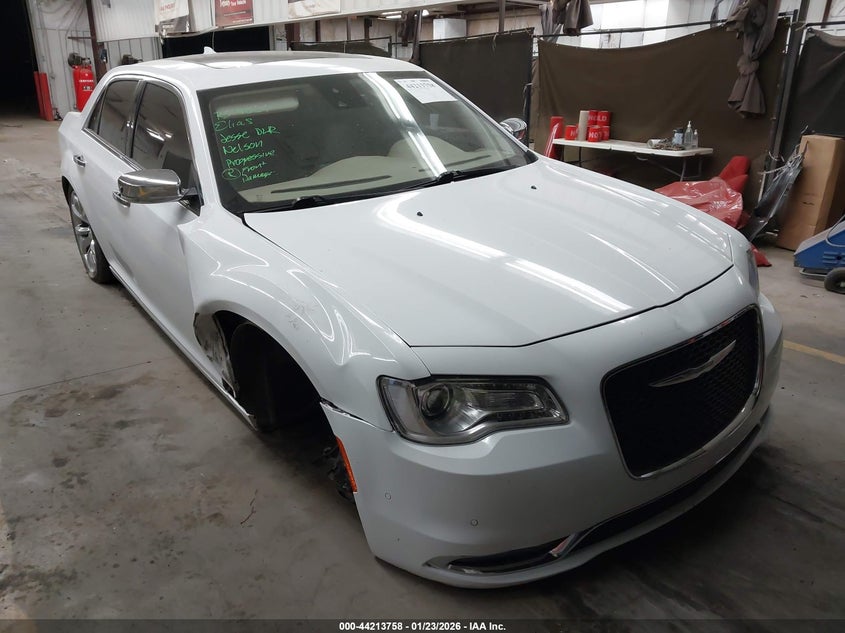 2016 Chrysler 300C