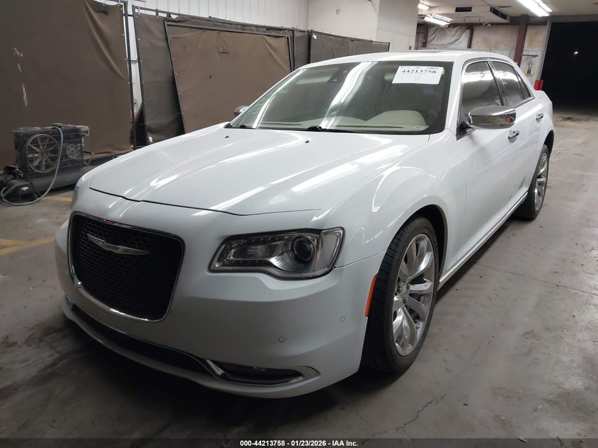 2016 Chrysler 300C
