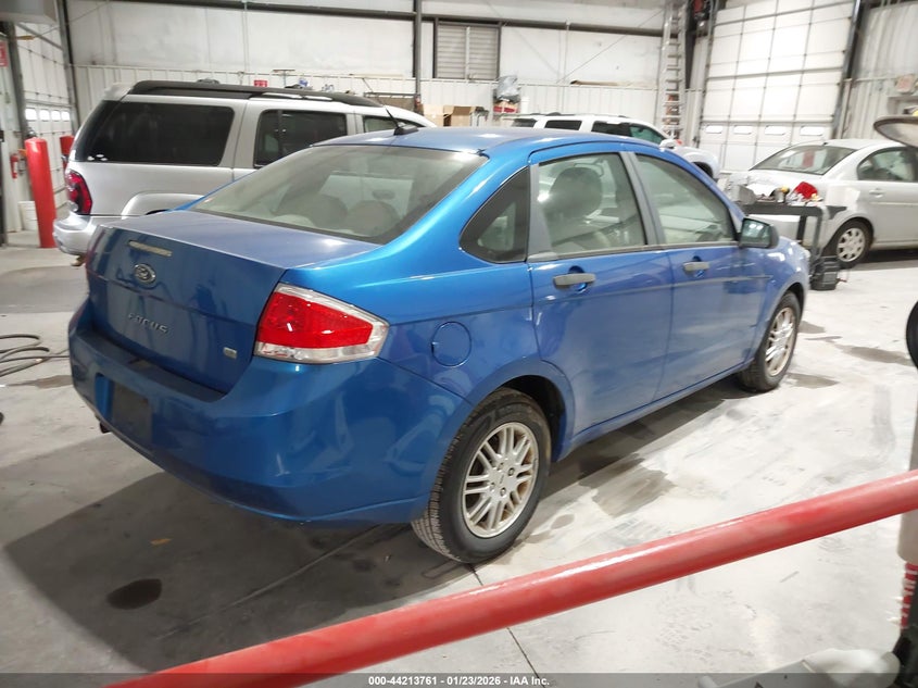 Vin: 1fahp3fn3aw235774, lot: 44709781, ford focus se 20104
