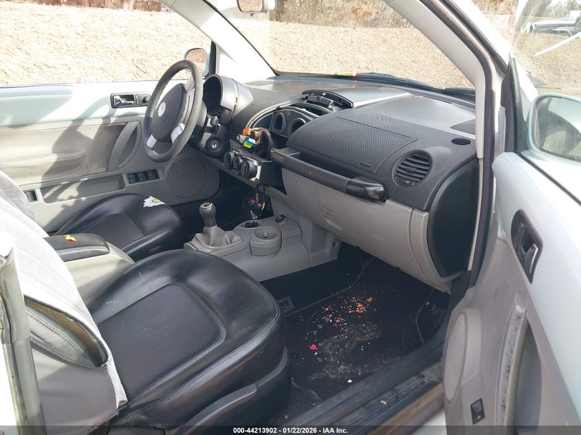 2004 Volkswagen New Beetle Gls