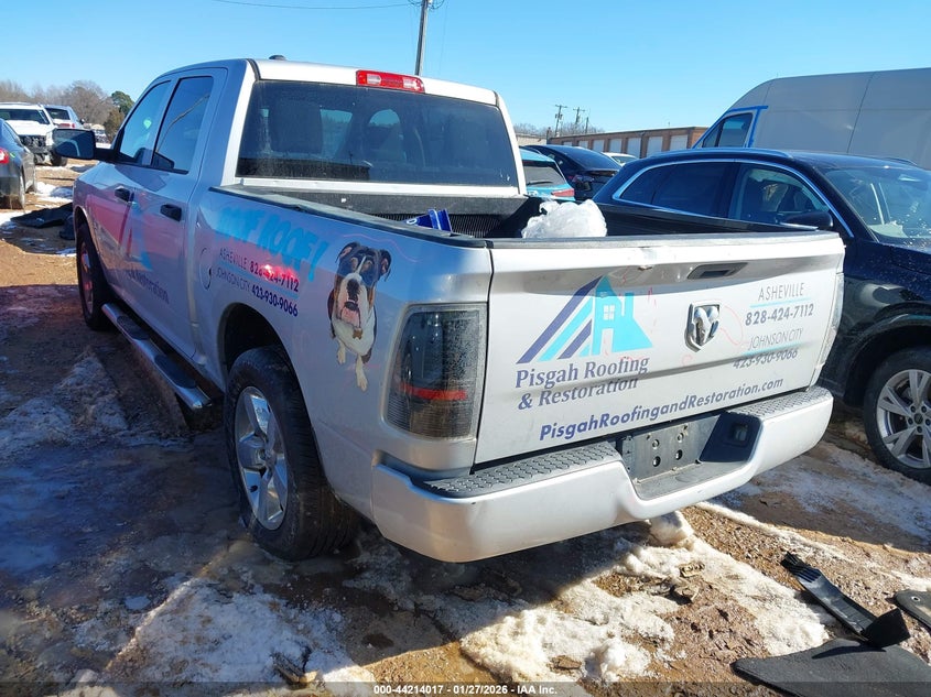 Vin: 1c6rr7kg4hs726581, lot: 44710037, ram 1500 express  4x4 5'7 box 20173