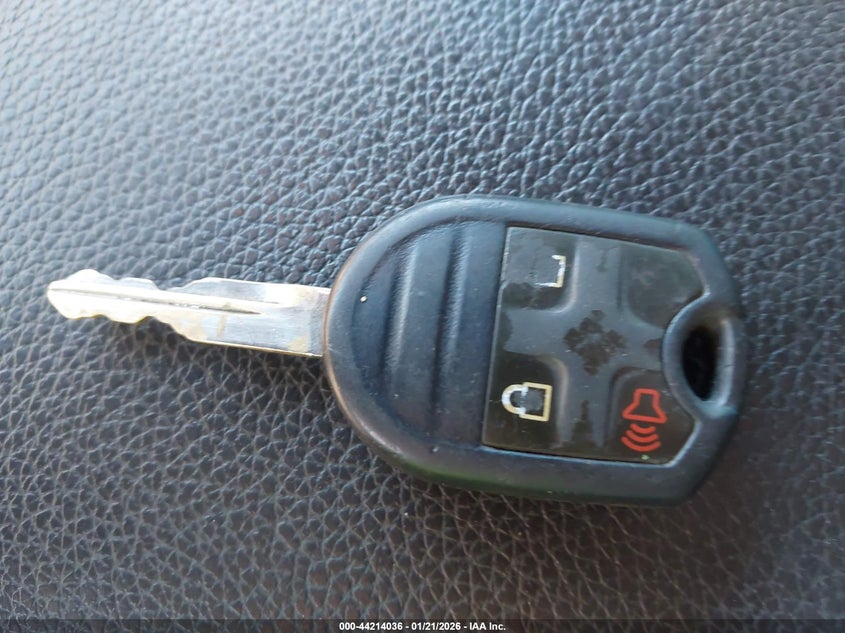 2013 Ford F-250 Lariat VIN: 1FT7W2BT2DEB45307 Lot: 44214036