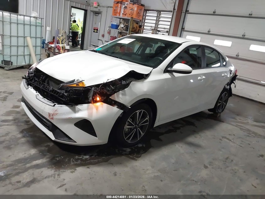 2024 Kia Forte Lxs