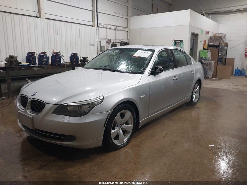 2008 BMW 528I