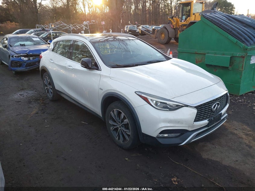 2017 Infiniti Qx30 Premium