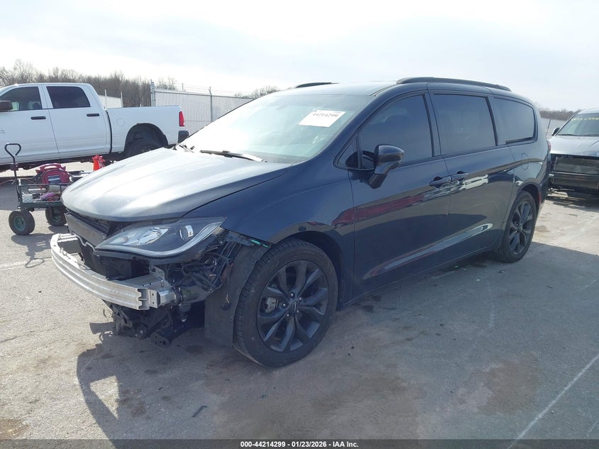 2019 Chrysler Pacifica 35Th Anniversary Touring L