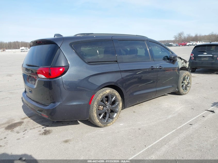 2019 Chrysler Pacifica 35Th Anniversary Touring L