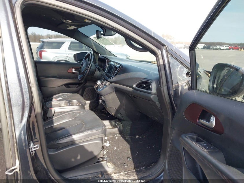 2019 Chrysler Pacifica 35Th Anniversary Touring L