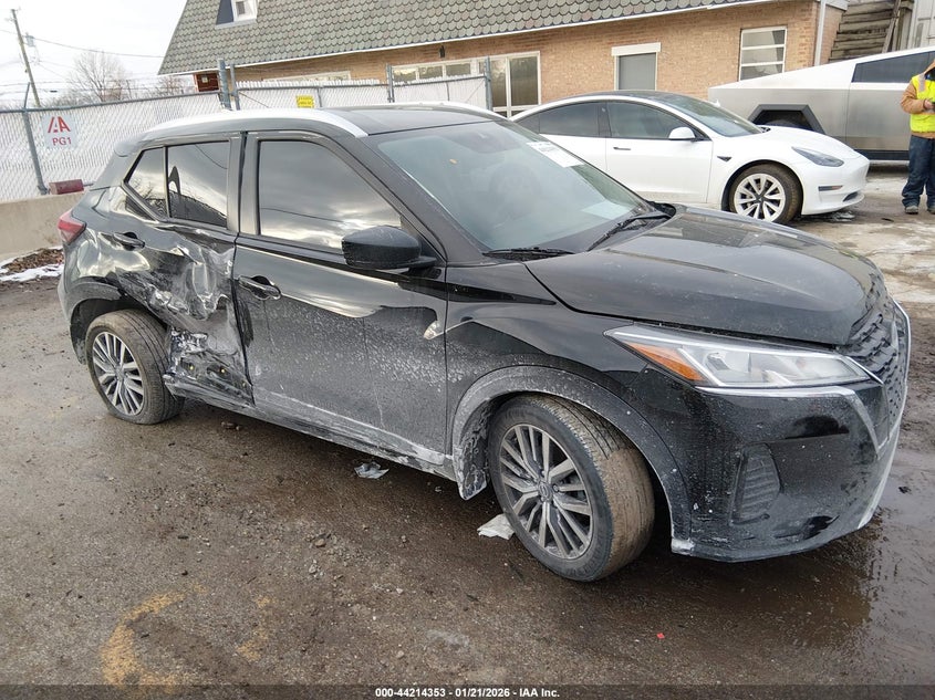 2024 Nissan Kicks Sv Xtronic Cvt