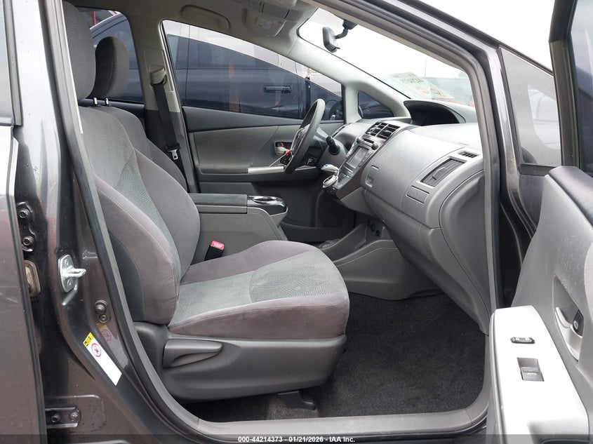 2013 Toyota Prius V Three