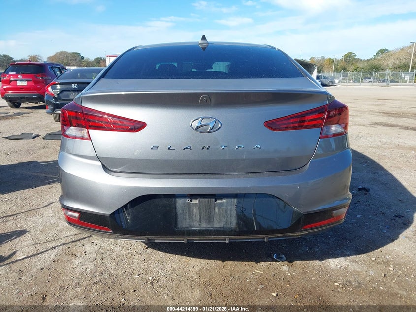 2019 Hyundai Elantra Value Edition VIN: 5NPD84LF8KH450194 Lot: 44214389