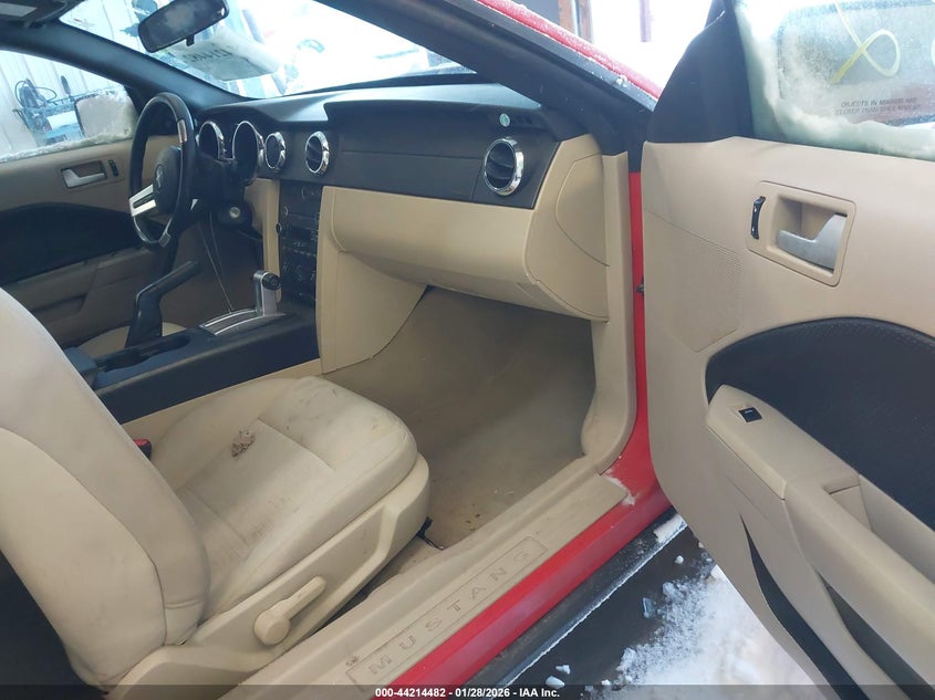 2008 Ford Mustang V6 Deluxe/V6 Premium