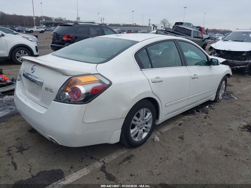 2011 NISSAN ALTIMA auction photo 4