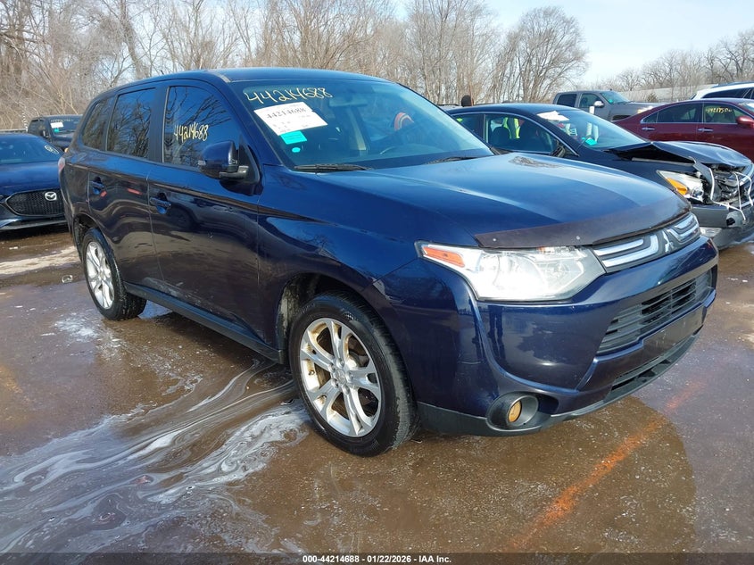 2014 Mitsubishi Outlander Se