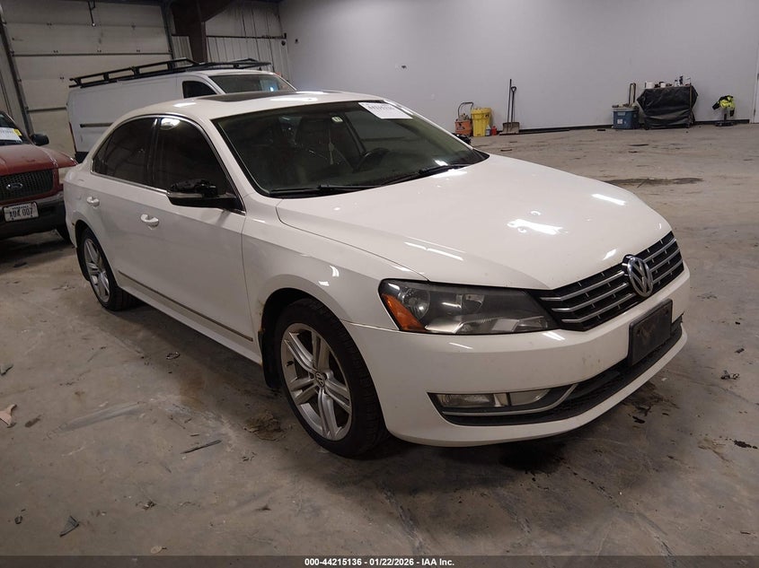 2013 Volkswagen Passat 3.6L V6 Sel Premium