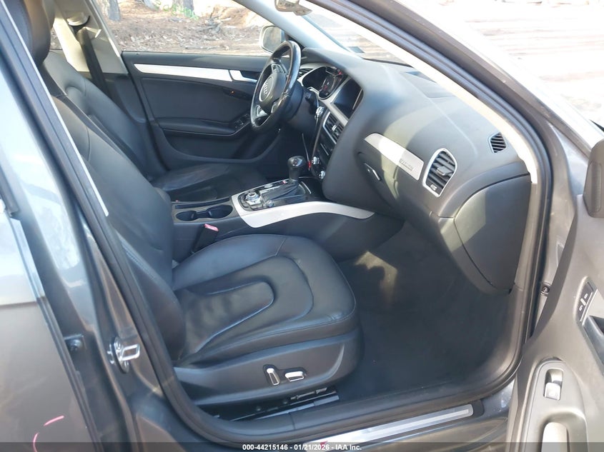 2015 AUDI A4 auction photo 5