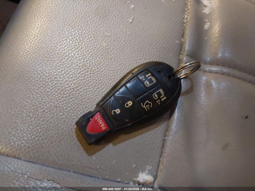 2013 Chrysler Town & Country Touring VIN: 2C4RC1BG2DR653343 Lot: 44215287