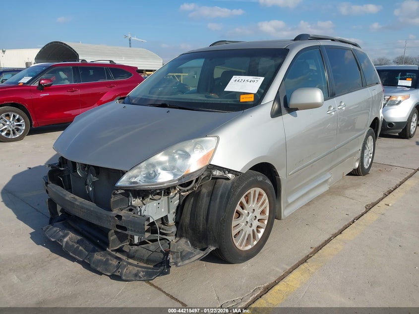 2008 Toyota Sienna