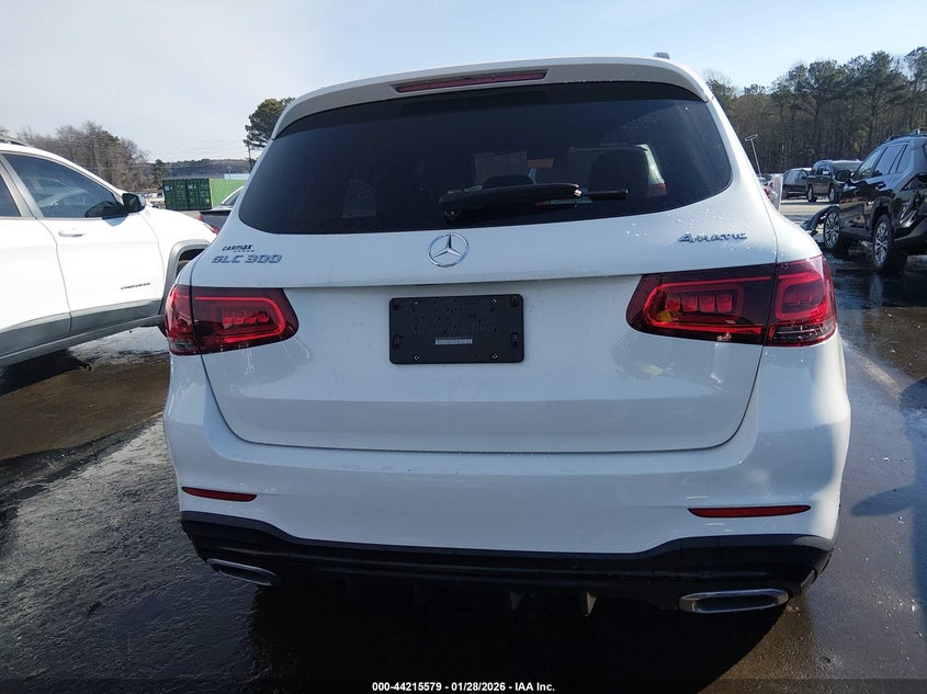 MERCEDES-BENZ GLC 300 - zdjecie 16